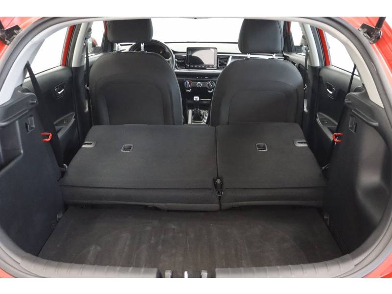 Kia Rio - Photo 12
