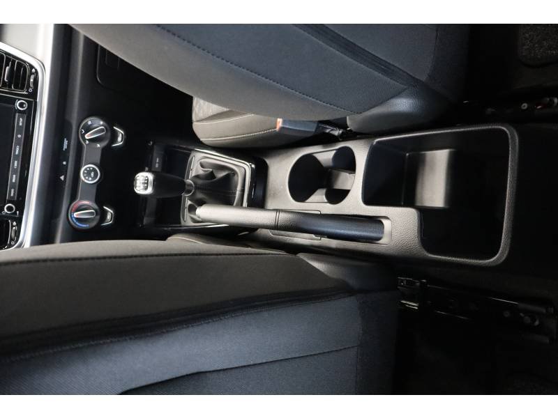 Kia Rio - Photo 19