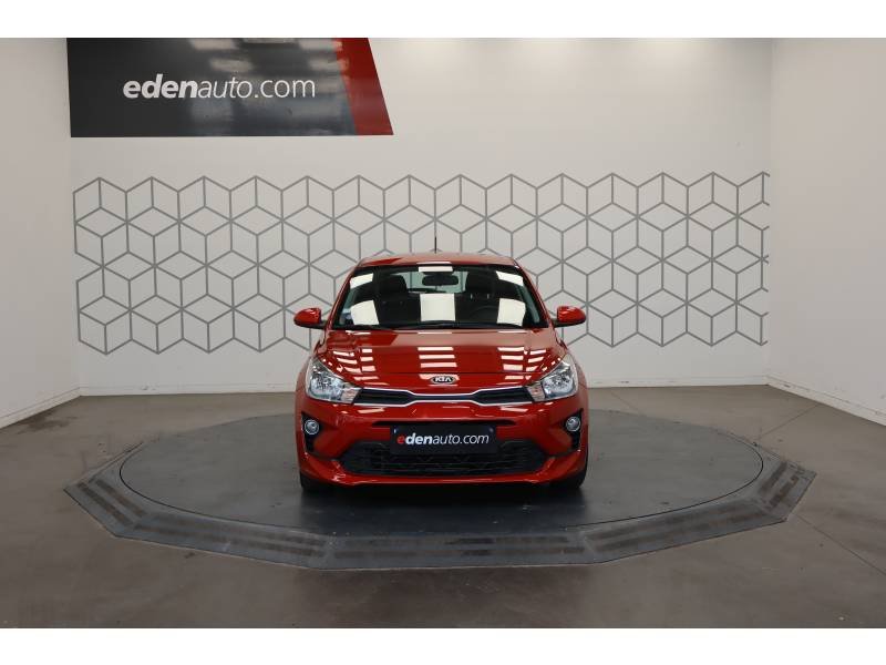 Kia Rio - Photo 2