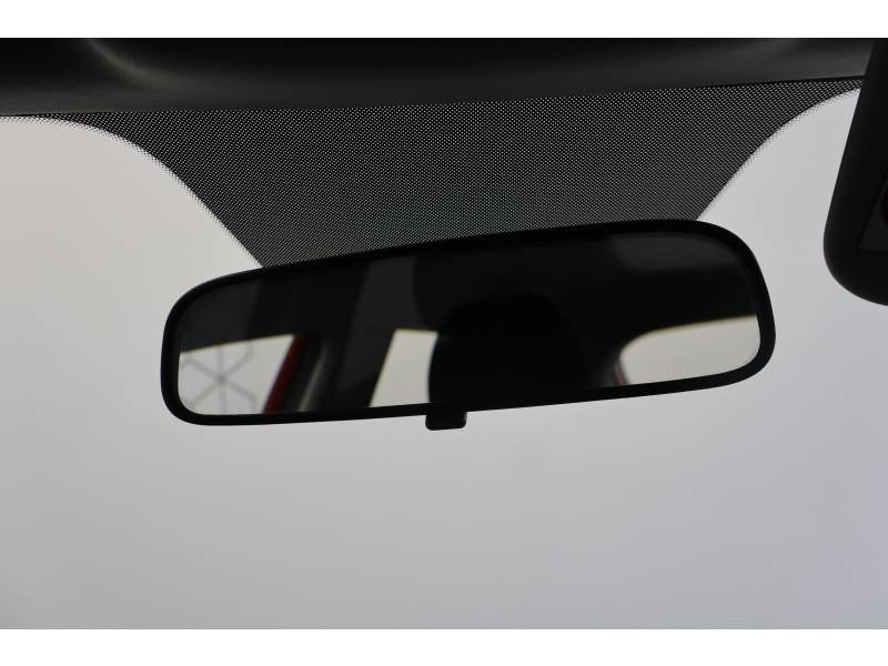 Kia Rio - Photo 24