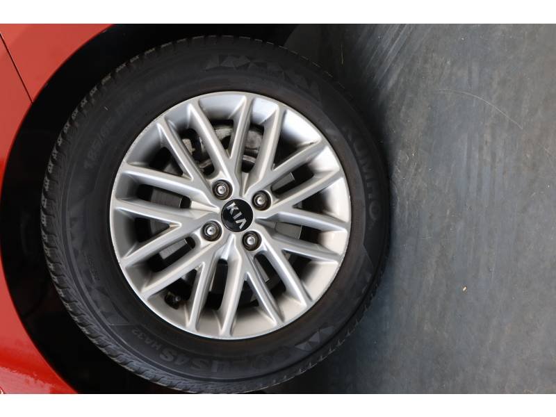 Kia Rio - Photo 36