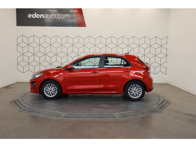 Kia Rio - Photo 7