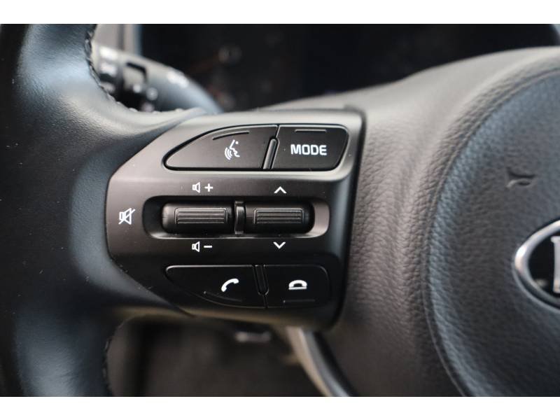 Kia Rio - Photo 10