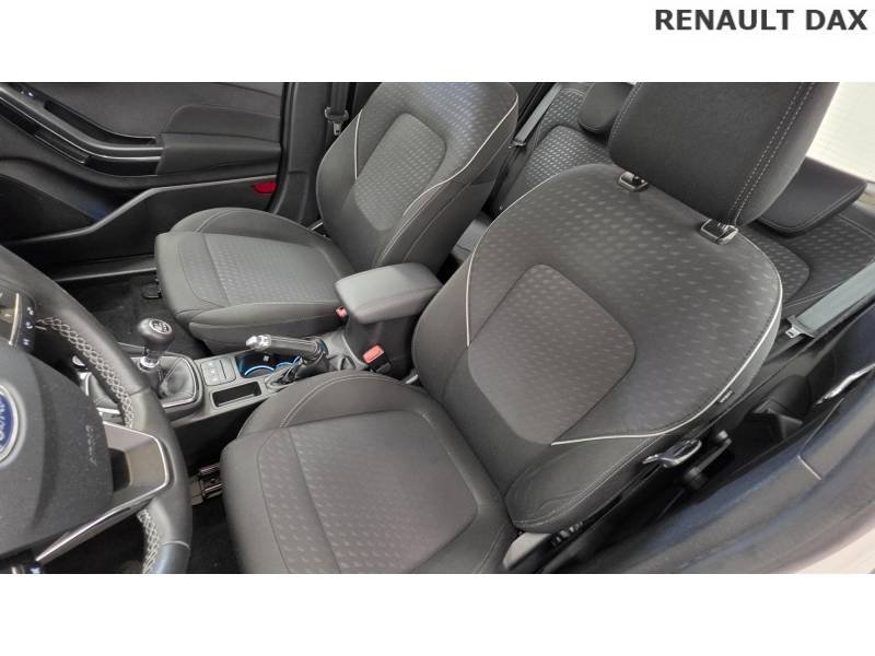 Ford Fiesta - Photo 28