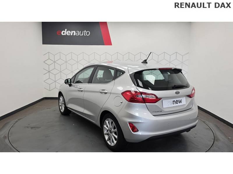 Ford Fiesta - Photo 8