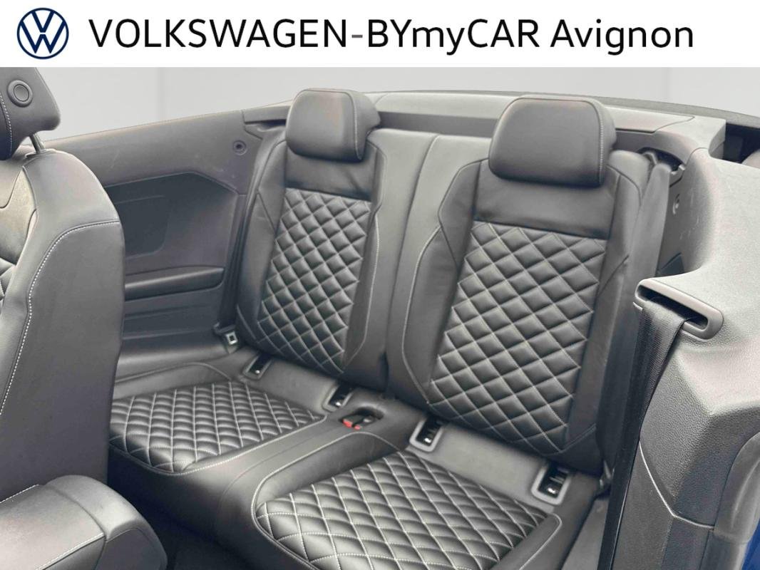 Volkswagen T-Roc - Photo 25