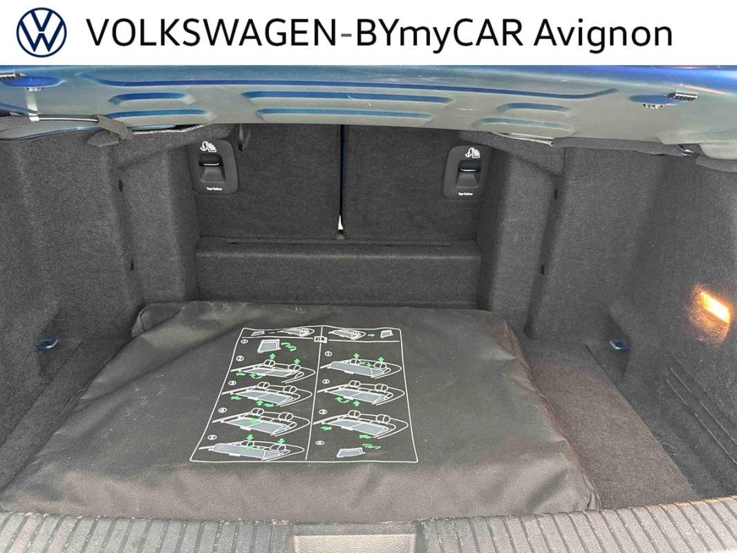 Volkswagen T-Roc - Photo 26