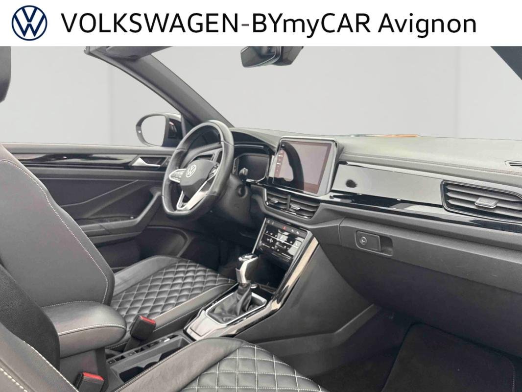 Volkswagen T-Roc - Photo 29