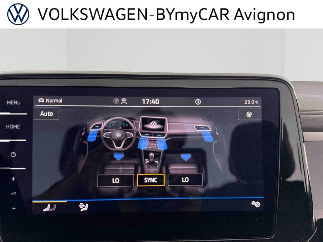 Volkswagen T-Roc - Photo 30