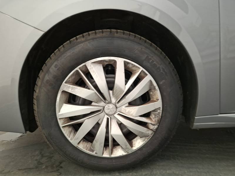 Peugeot 208 - Photo 12