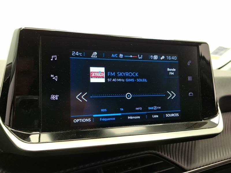 Peugeot 208 - Photo 21