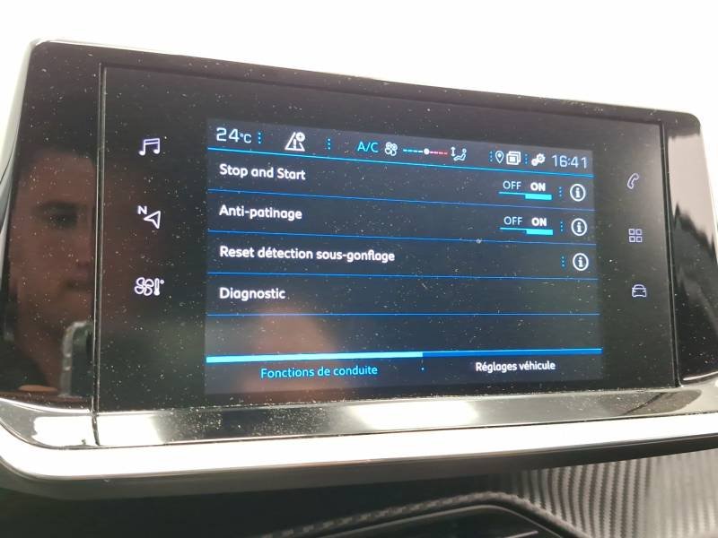 Peugeot 208 - Photo 26