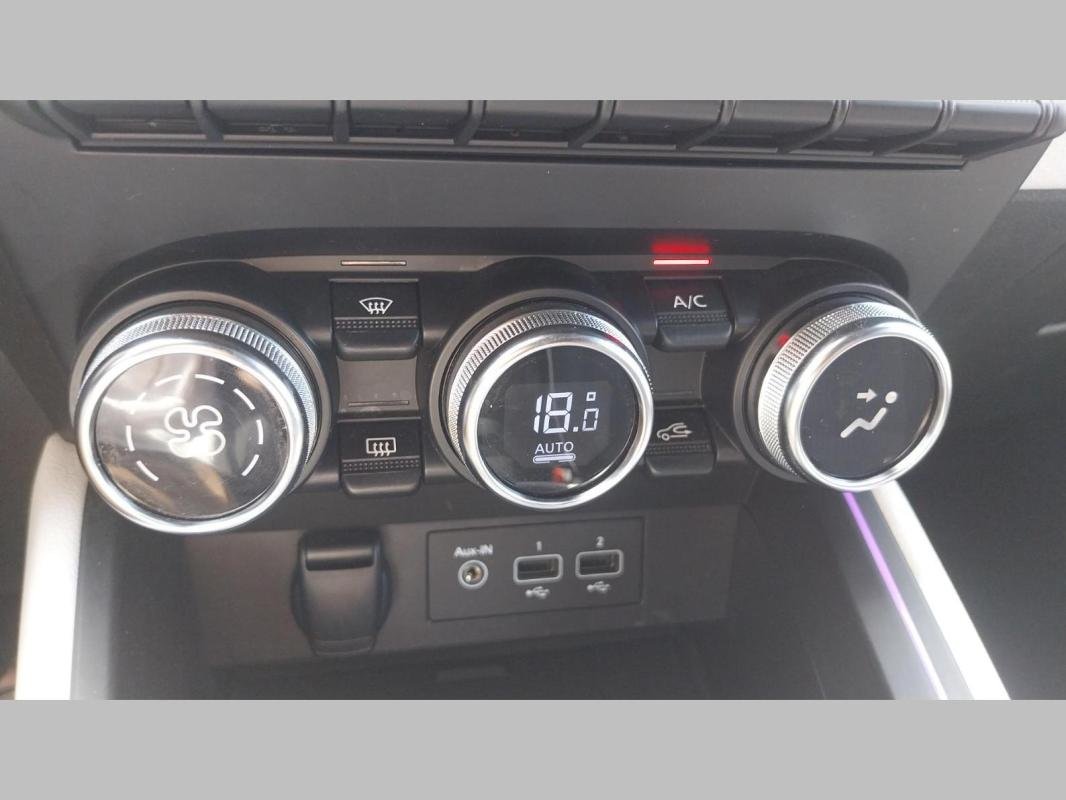 Renault Clio - Photo 24