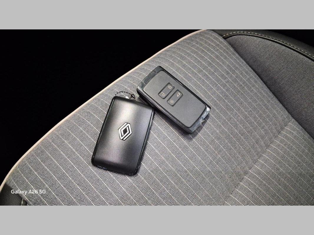 Renault Clio - Photo 15
