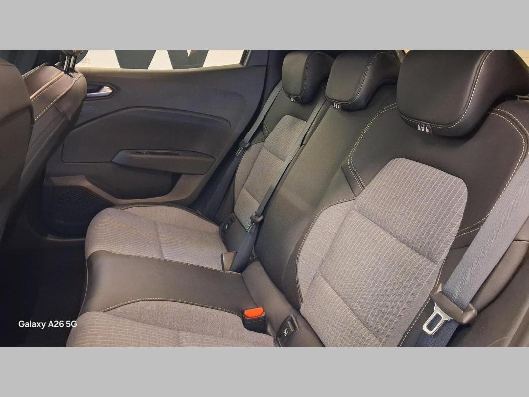 Renault Clio - Photo 17