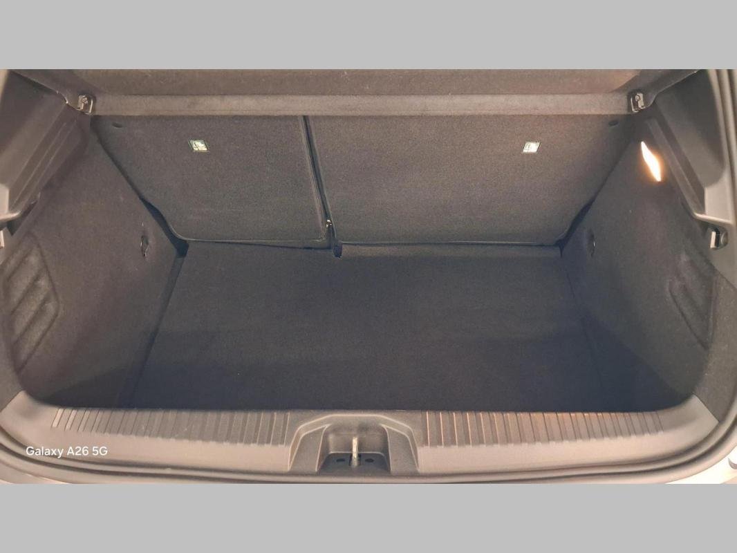 Renault Clio - Photo 18