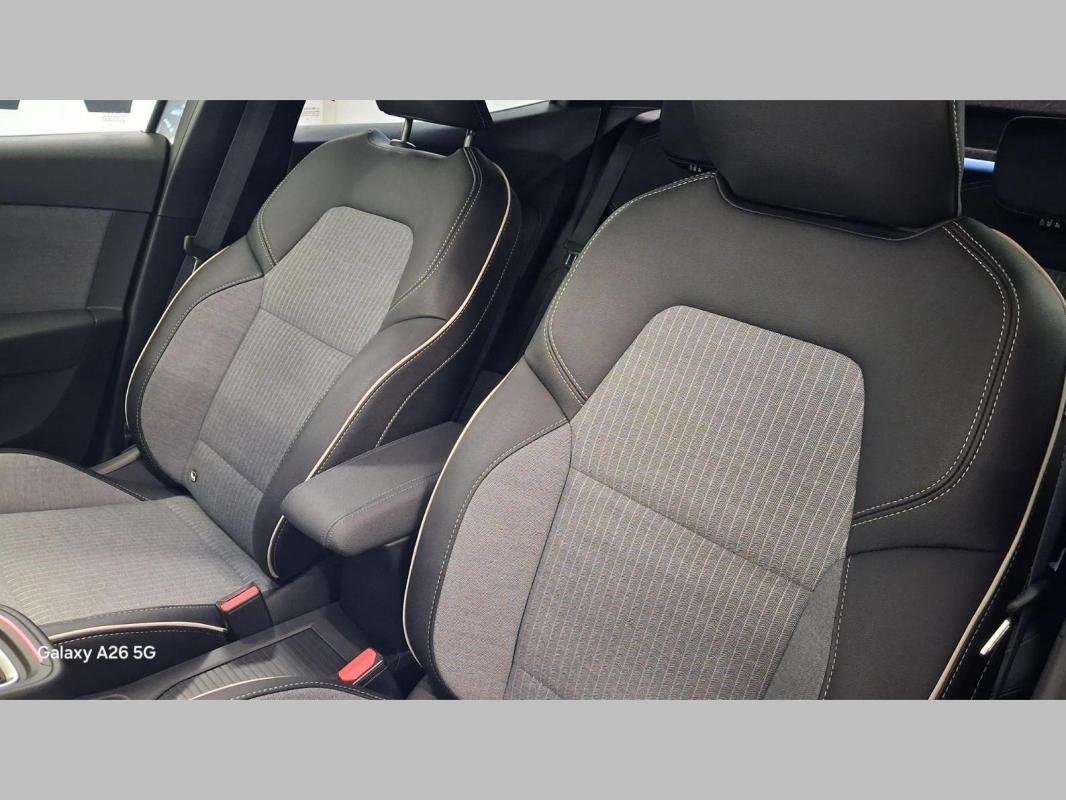 Renault Clio - Photo 8