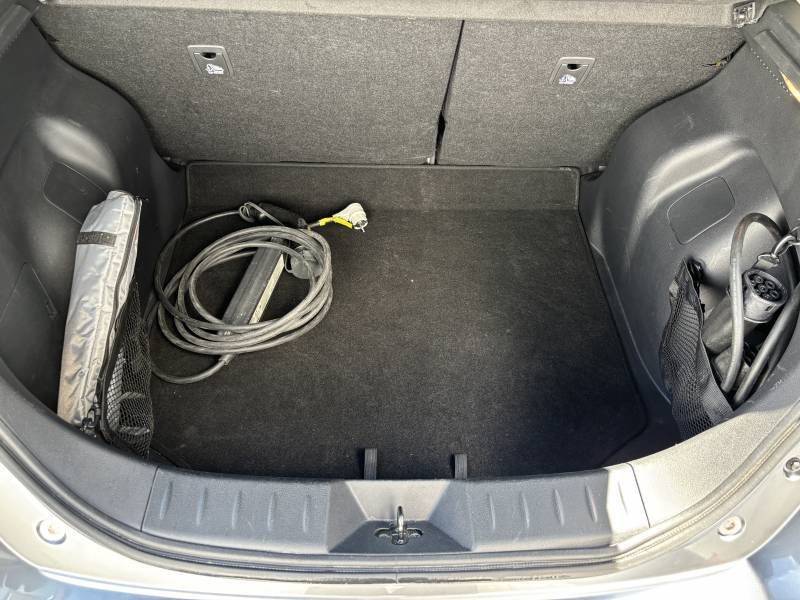 Nissan Leaf - Photo 13