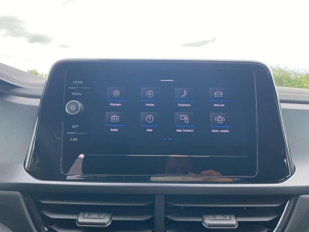 Volkswagen T-Roc - Photo 16