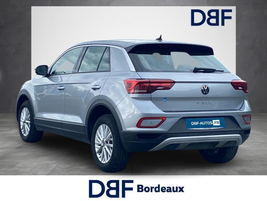 Volkswagen T-Roc - Photo 3