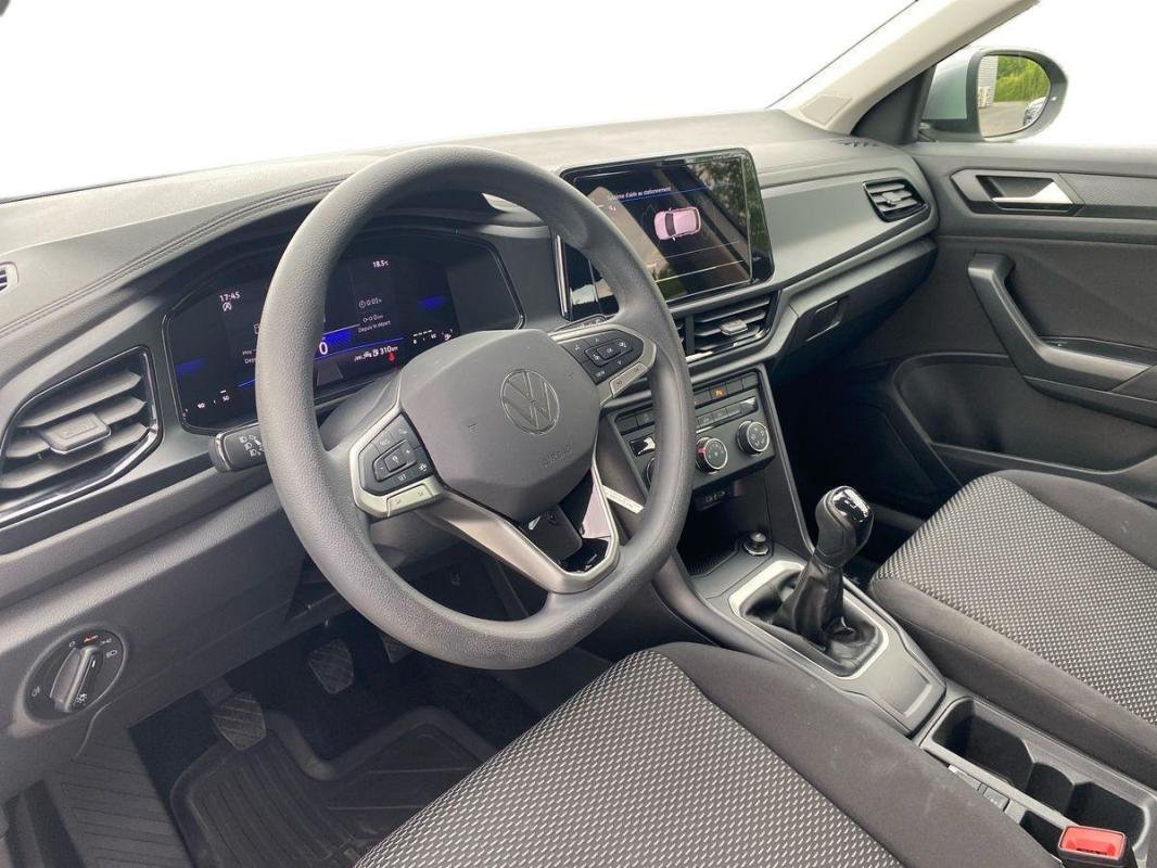 Volkswagen T-Roc - Photo 9