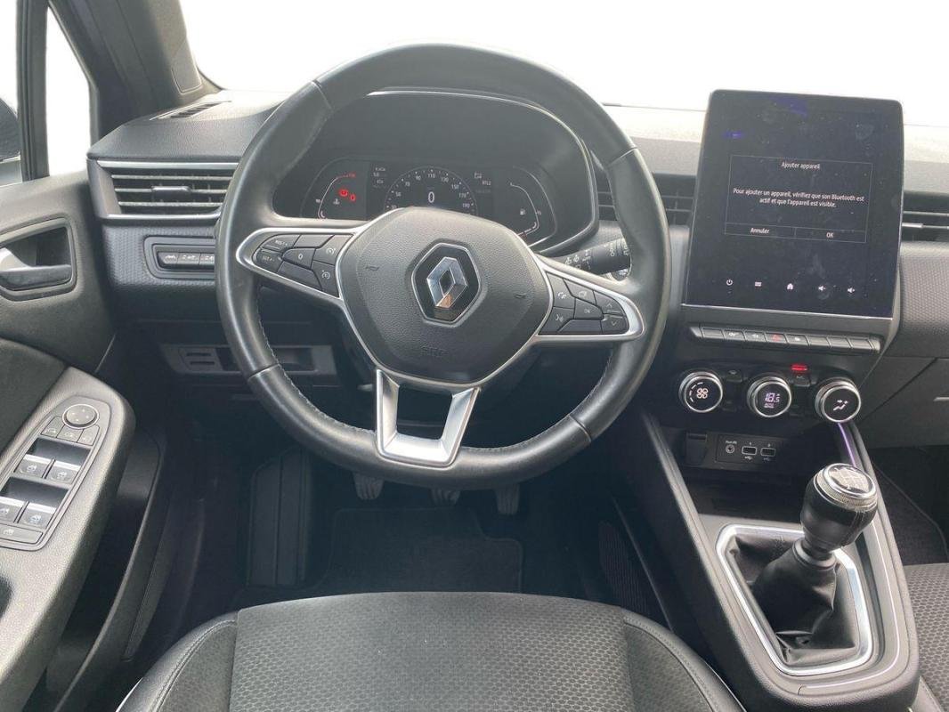 Renault Clio - Photo 24