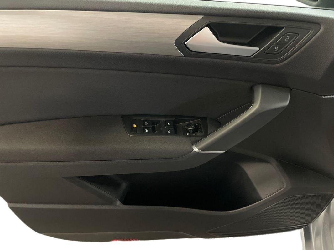 Volkswagen Touran - Photo 15