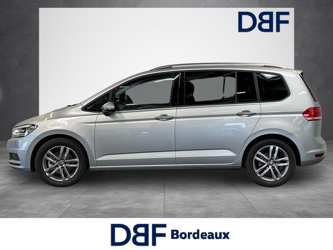 Volkswagen Touran - Photo 2