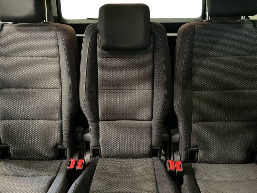 Volkswagen Touran - Photo 22