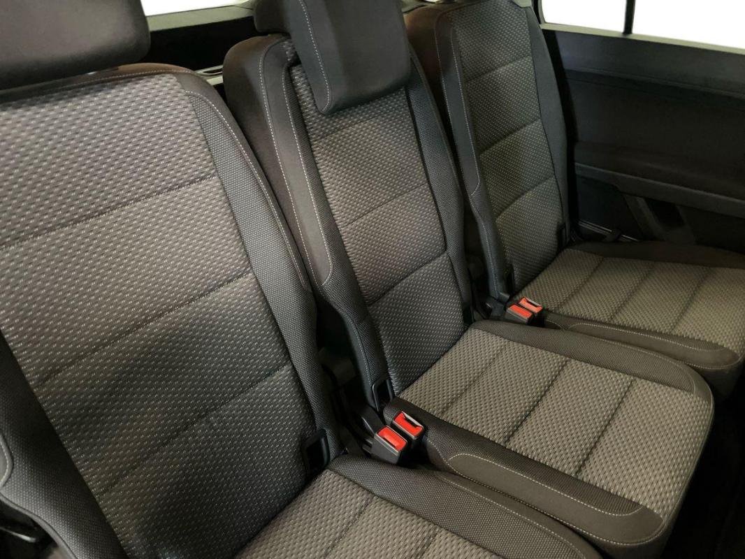 Volkswagen Touran - Photo 23