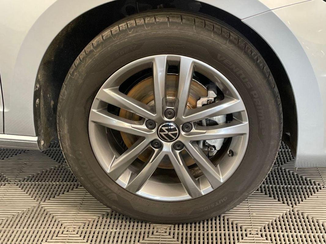 Volkswagen Touran - Photo 29