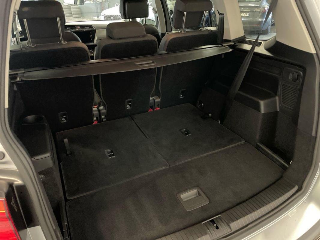 Volkswagen Touran - Photo 32