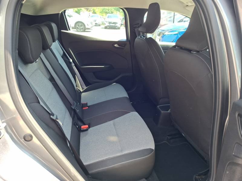 Renault Clio - Photo 24