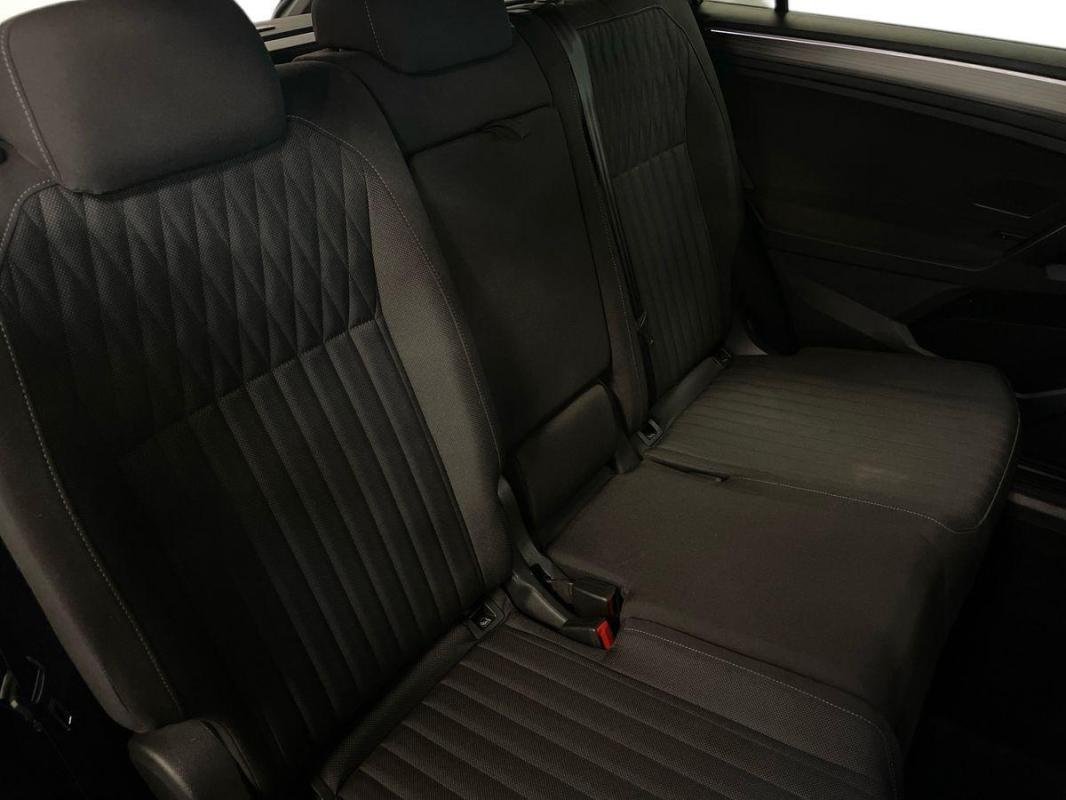 Volkswagen Tiguan Allspace - Photo 23