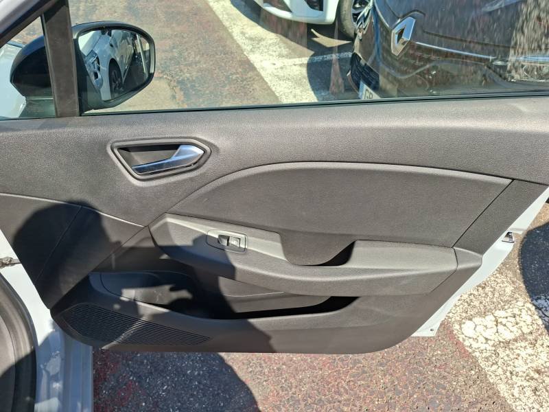 Renault Clio - Photo 14