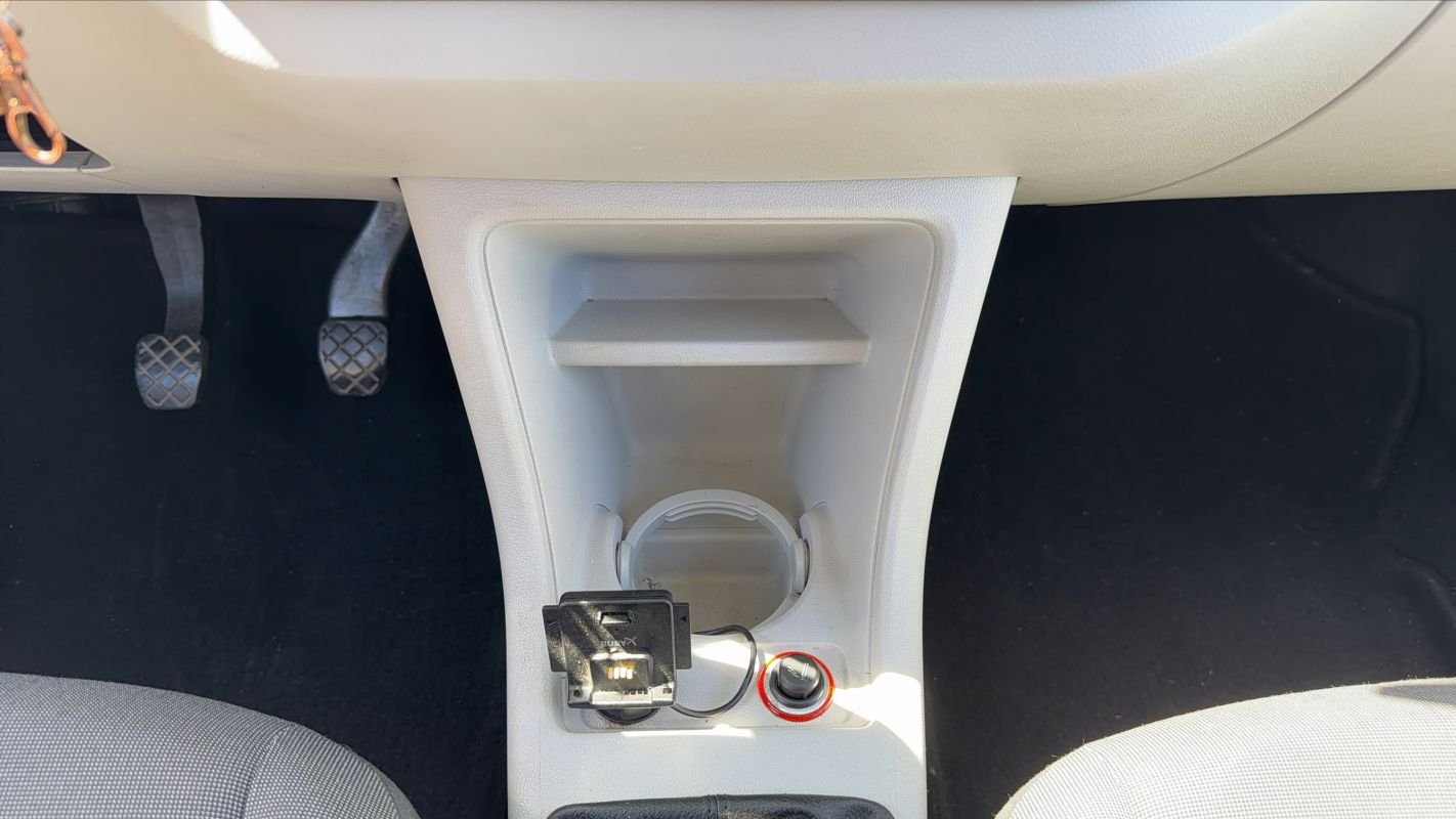 Volkswagen Up! - Photo 13