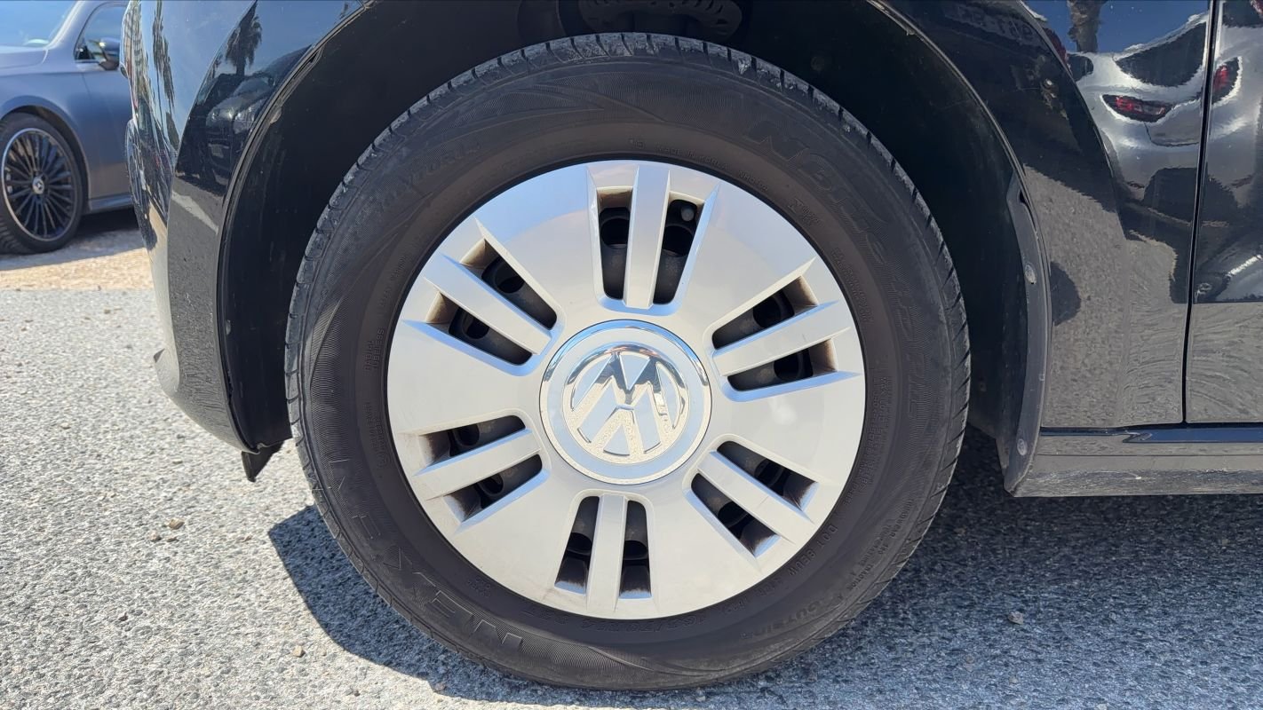 Volkswagen Up! - Photo 18