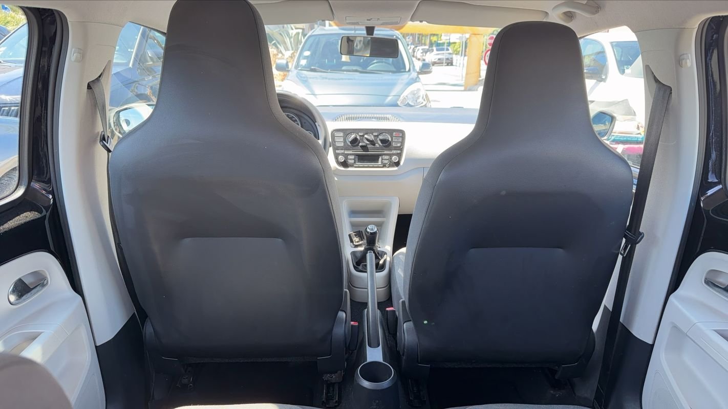 Volkswagen Up! - Photo 25