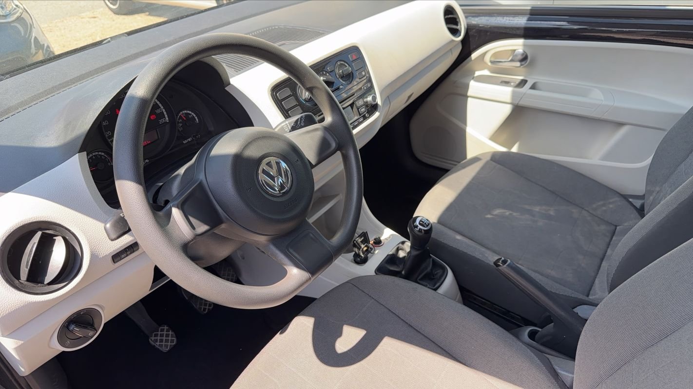 Volkswagen Up! - Photo 8