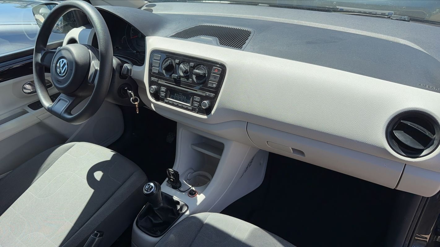 Volkswagen Up! - Photo 10