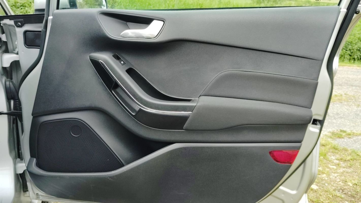 Ford Fiesta - Photo 23