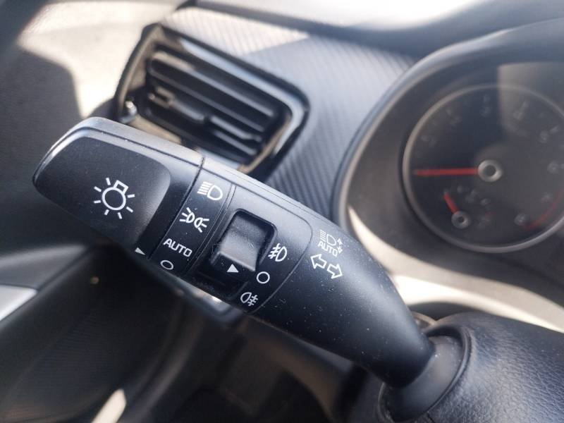 Kia Stonic - Photo 13