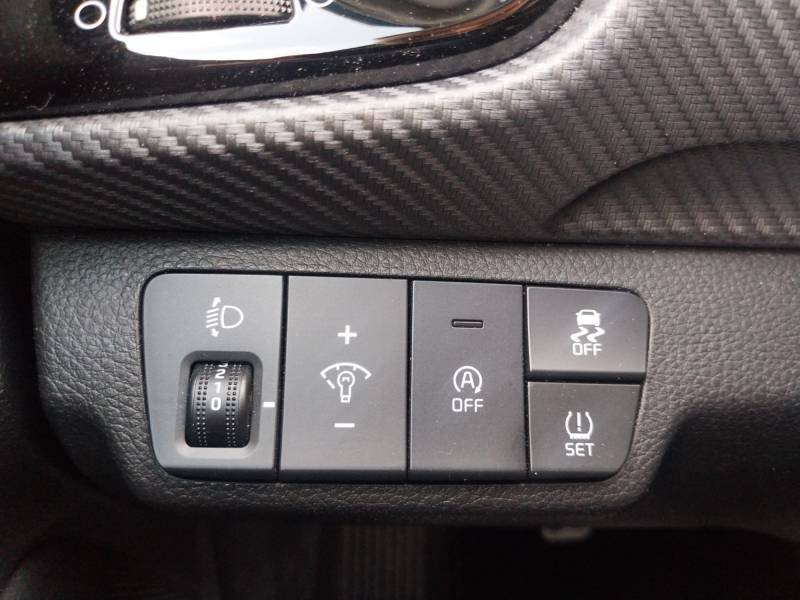 Kia Stonic - Photo 24