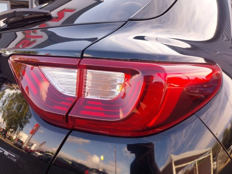 Kia Stonic - Photo 32