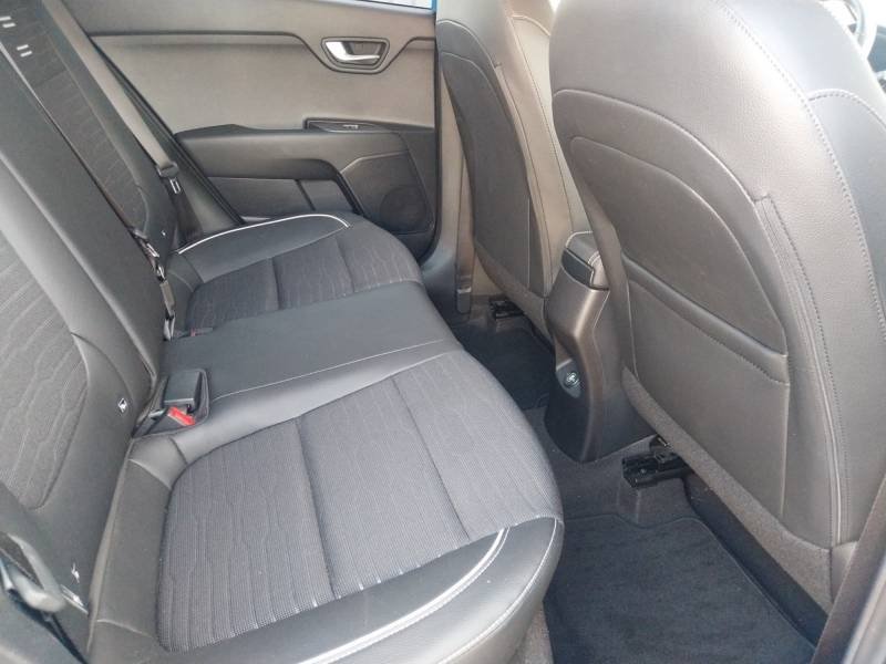 Kia Stonic - Photo 37