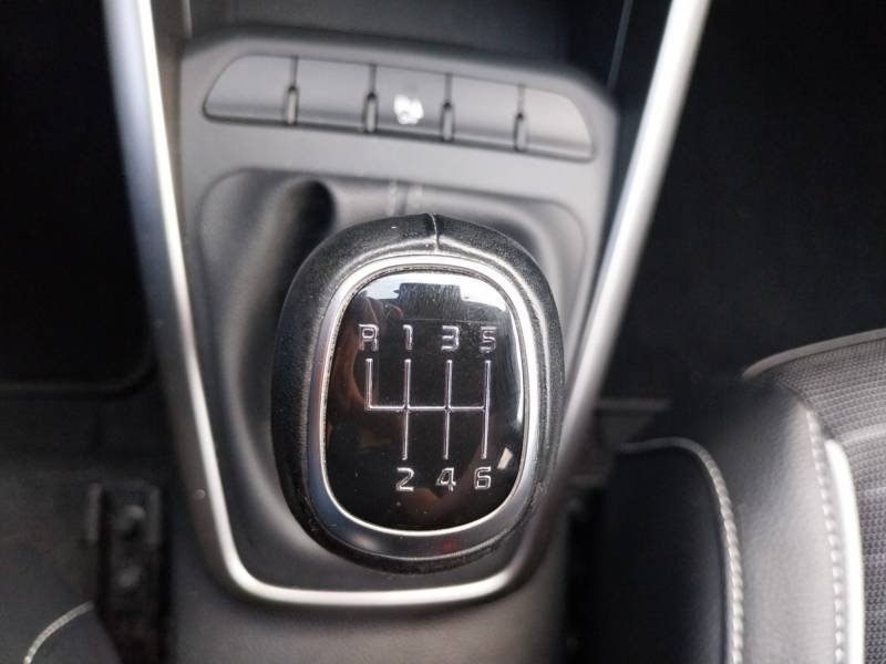Kia Stonic - Photo 16