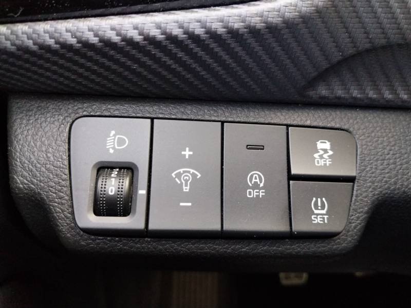 Kia Stonic - Photo 22