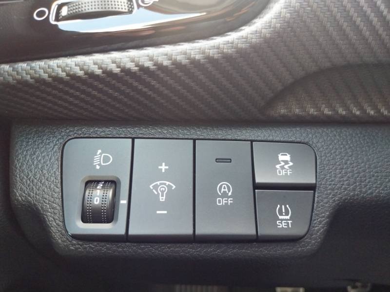 Kia Stonic - Photo 25