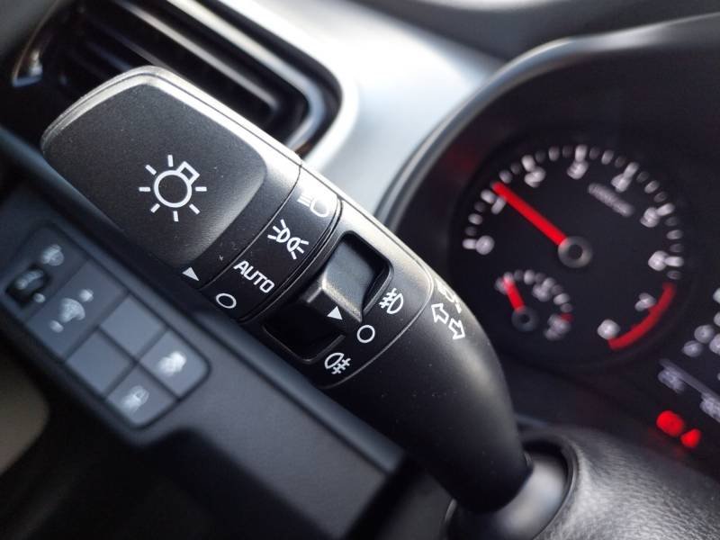 Kia Stonic - Photo 14