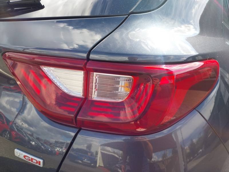 Kia Stonic - Photo 33